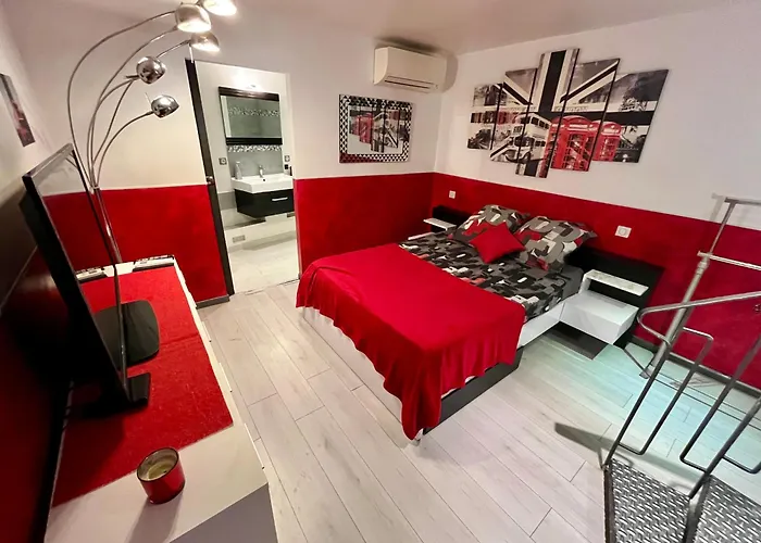 Duplex Les Pins Proche 아파트 *